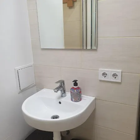 Hostel Krone Gok Zatishok