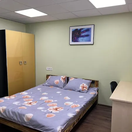 Krone Gok Zatishok Hostel *
