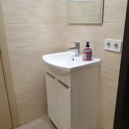 Krone Gok Zatishok Hostel *