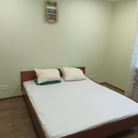 Krone Gok Zatishok Hostel Kiev