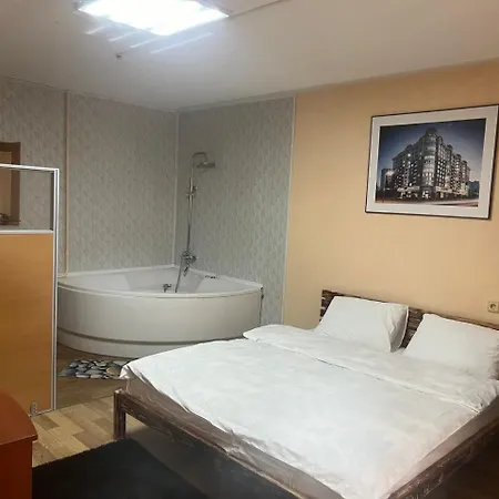 Krone Gok Zatishok Hostel Kiev